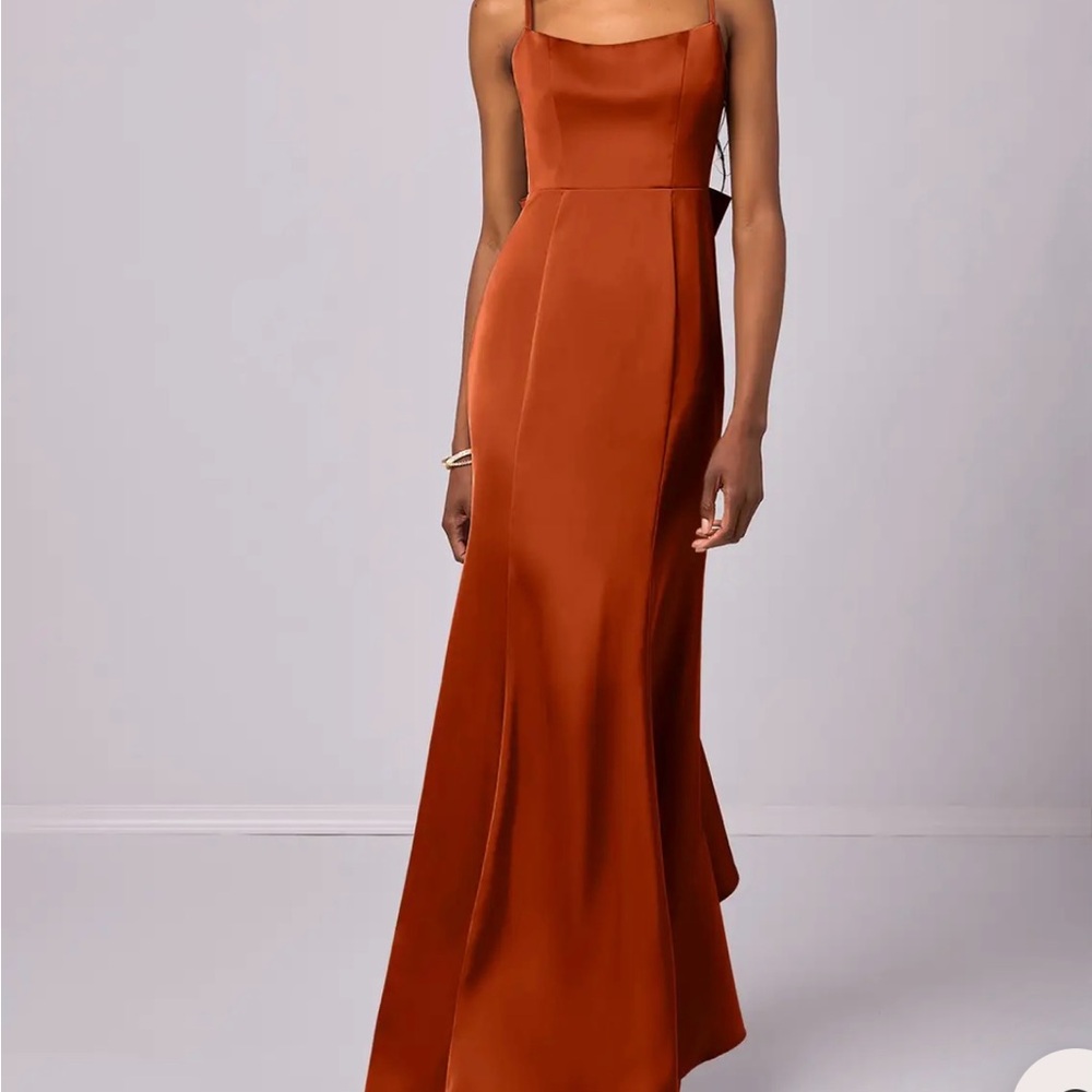 Azazie - Picture 3 of 5